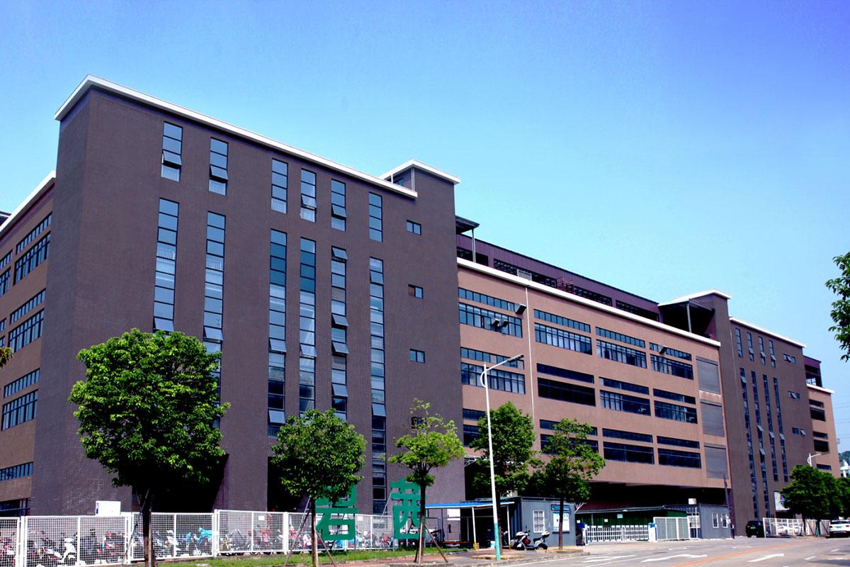 আমাদের সম্পর্কে